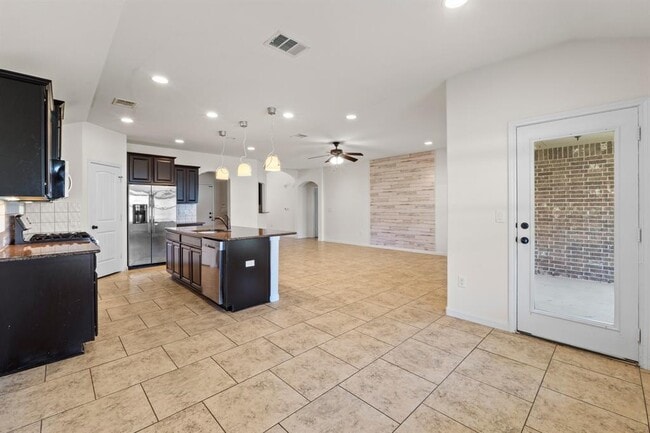 Building Photo - 2317 Billy Pat Rd