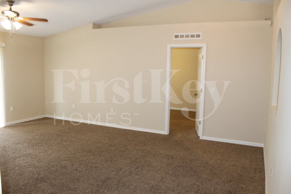 Building Photo - 7395 Edenfield Park Rd