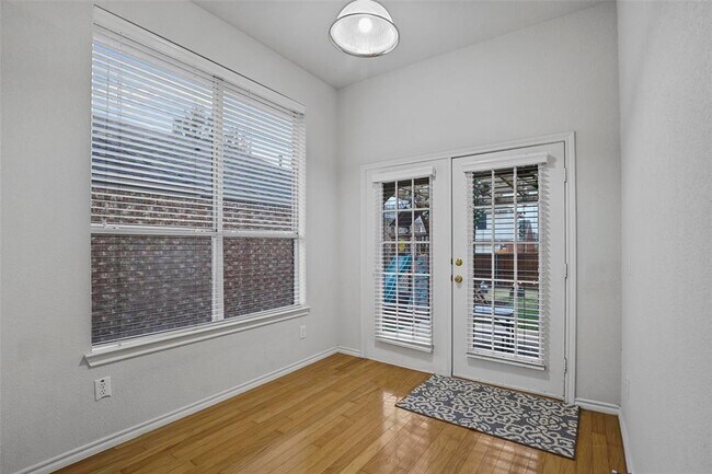 Building Photo - 7907 Rosebriar Ln