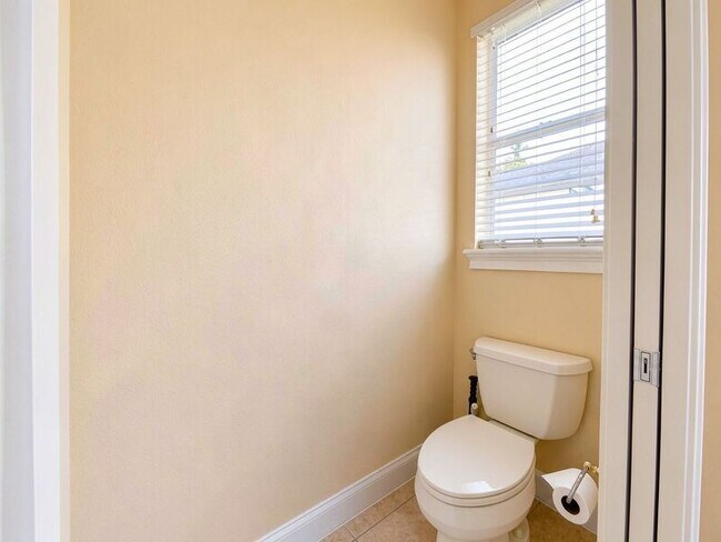 Building Photo - 3628 Frentress Dr