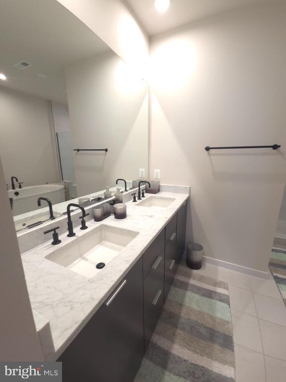 Building Photo - 43433 Wilcox Terrace