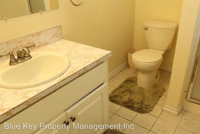 Building Photo - 3 br, 2 bath House - 5890 SW 203rd Ave