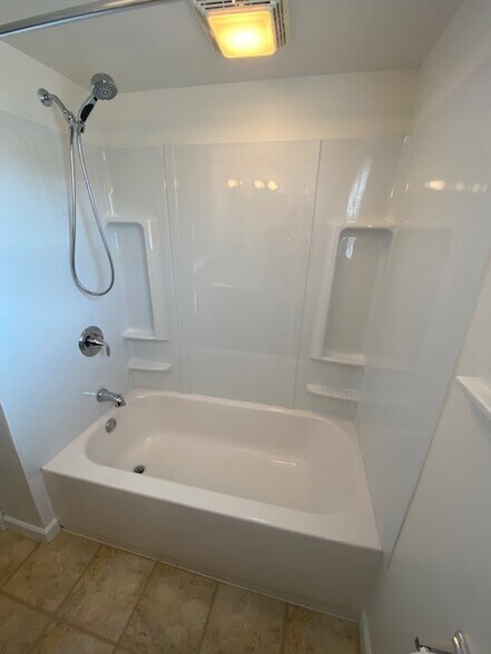 Bathroom - 7210 Amherst Ave