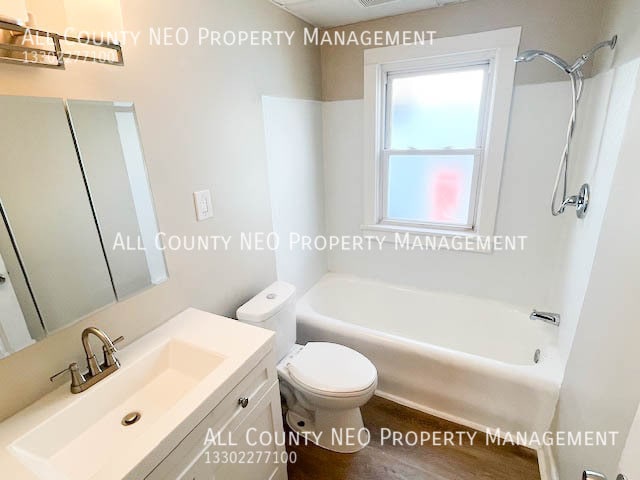 Building Photo - 3733 W 128th St