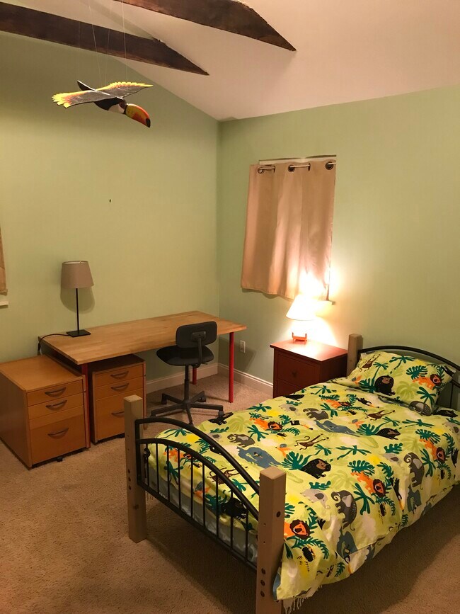 Building Photo - 3234 Dobson St