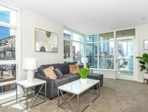 Building Photo - 427 Ninth Ave