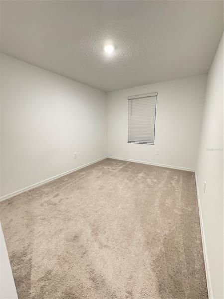 Building Photo - 1304 Drake Rdg Dr