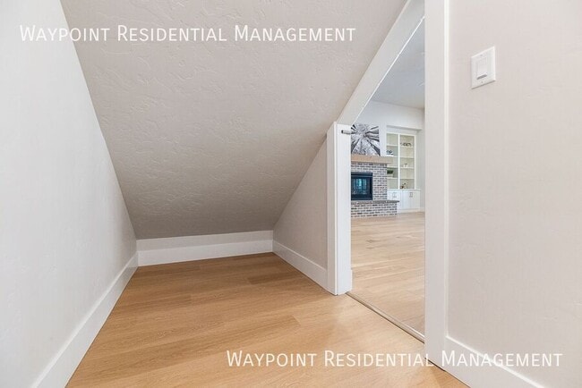 Building Photo - 3570 E Interstellar Ct