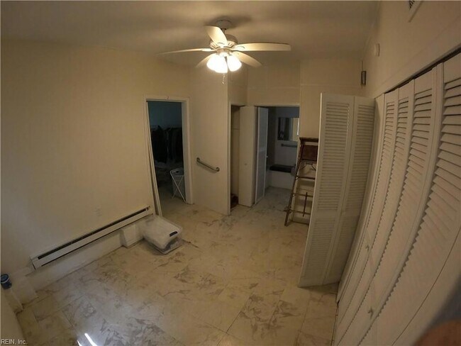 Building Photo - 1600 Cedar Ln