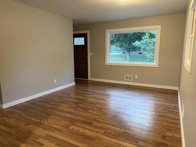 Building Photo - 8035 W Warnimont Ave