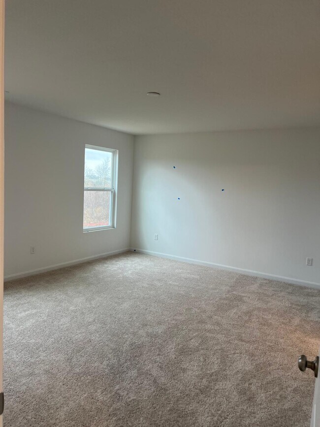 Building Photo - 3345 Sunbeam Pl