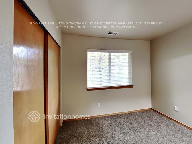 Building Photo - 12714 159th St E