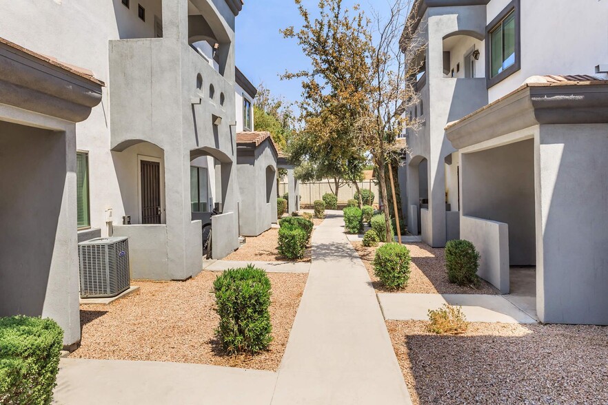 Primary Photo - Maryland Terrace Apartments