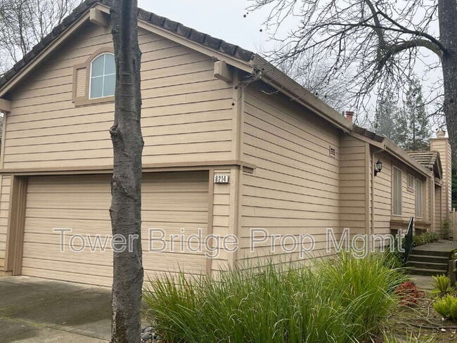 Building Photo - 8214 Wild Tree Pl