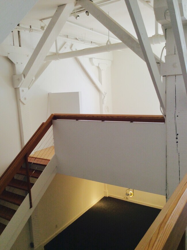 Building Photo - 601 Minnesota St