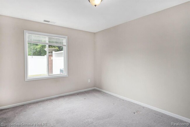 Building Photo - 3309 Jib Ln