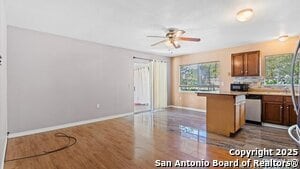 Building Photo - 208 Gamblewood