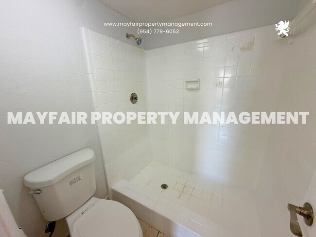 Building Photo - 4469 Treehouse Ln