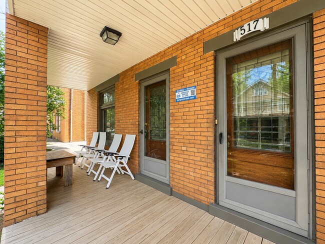 Building Photo - 6 Bed/2 Bath Mins. from UC Campus $600/pp ($3,600/mo)!