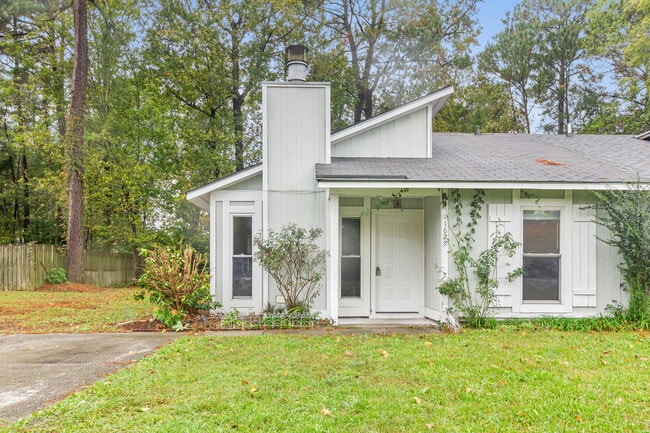 Building Photo - 1629 RaceTrack Rd