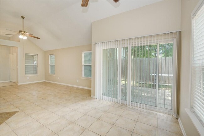 Building Photo - 5006 Westfield Village Dr