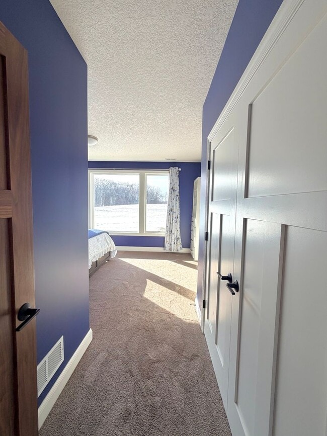 Building Photo - MUST SEE!  Gorgeous - Fully Furnished - New Construction Home in Delano.  No Detail Left To Be De...