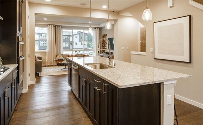 Building Photo - Modern Air Conditioned 3 bedroom in Bothell