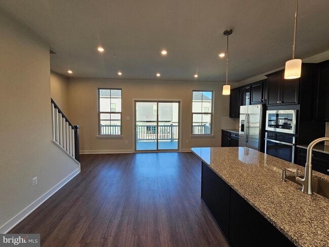 Building Photo - 7118 Bighorn Rd