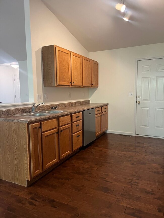 Building Photo - 57 Monterey Cypress Dr