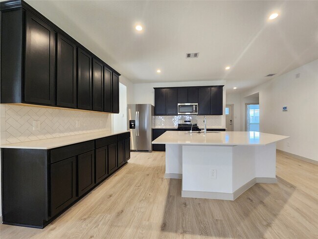 Building Photo - 30010 Ousel Falls Ln