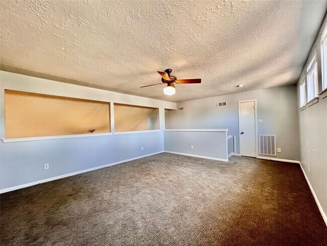 Building Photo - 11407 Briar Rose Dr