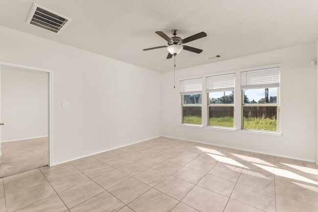 Building Photo - 3715 White Gardenia Ln