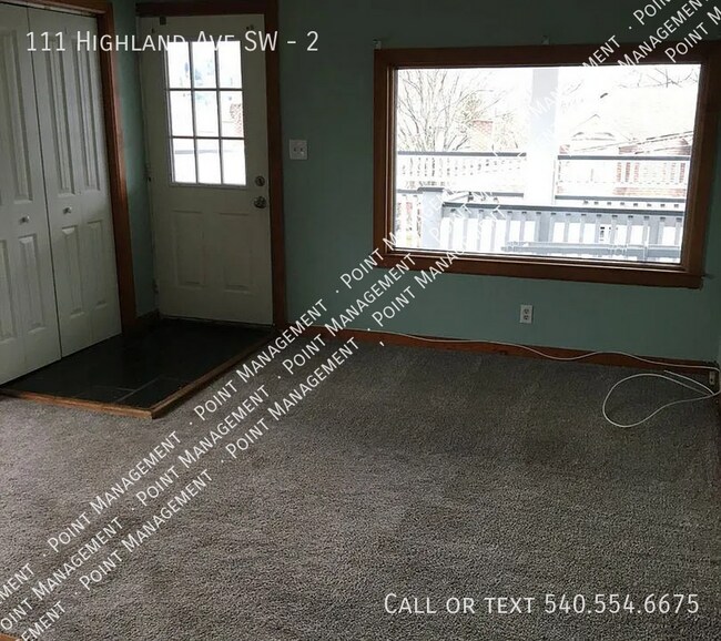 Building Photo - 111 Highland Ave SW
