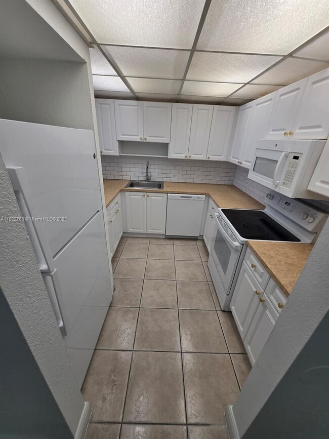 Building Photo - 7010 NW 186th St