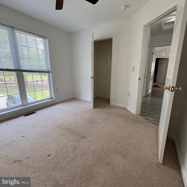 Building Photo - 629 Welsh Dr