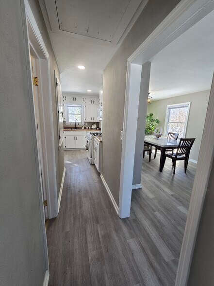 Building Photo - 10535 W Spring Green Rd