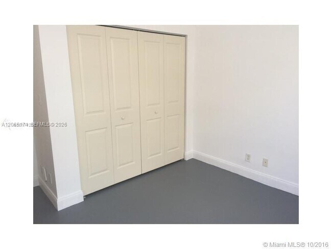 Building Photo - 111 E Flagler St