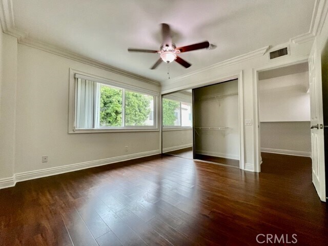 Building Photo - 2558 Orange Ave