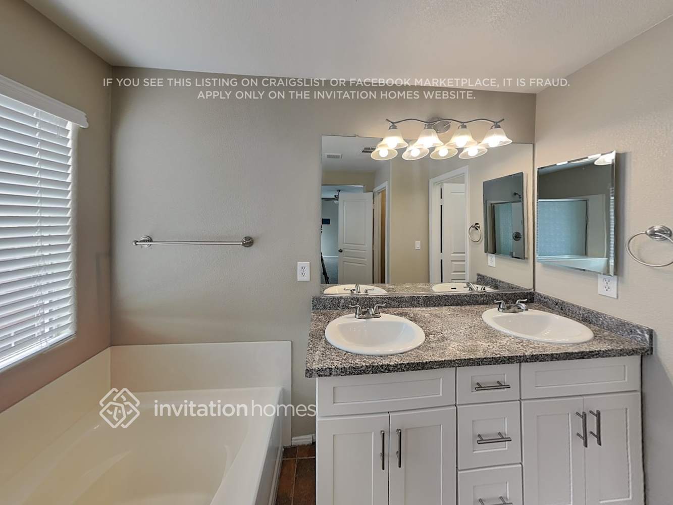Building Photo - 9287 Alta Monte Ct