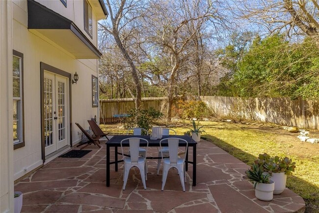 Building Photo - 2210 Parkland Cove