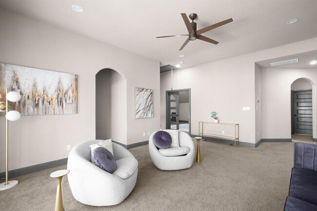 Building Photo - 5916 Davenport Divide Rd