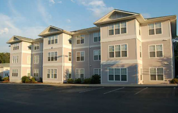 Building Photo - Room in Condo on Morreene Rd