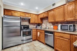 Building Photo - 7753 Royal Ln