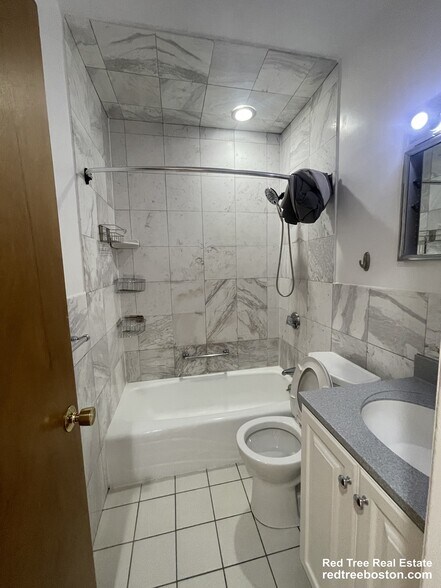 Building Photo - 12 Dean Rd