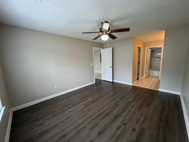 Building Photo - 46/48 Widgeon Way