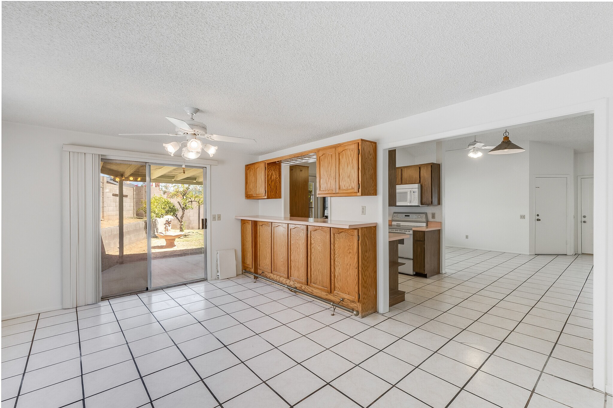 Building Photo - 16216 N 16th Pl