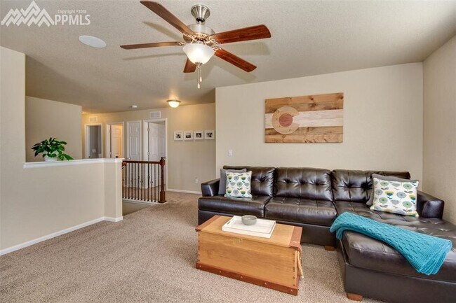 Building Photo - 8288 Hardwood Cir