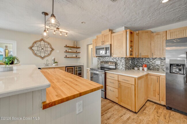 Building Photo - 458 Sandpiper Dr