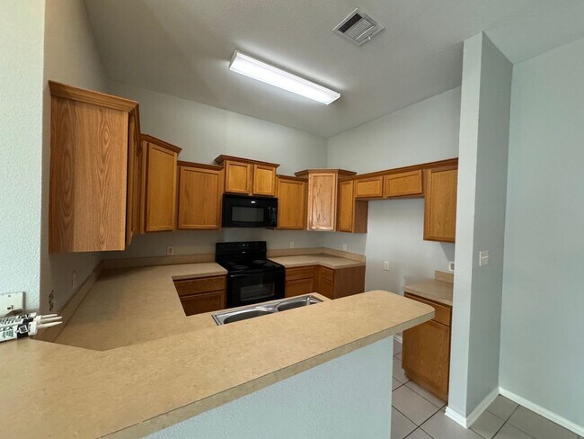 Building Photo - 1204-1206 Sironia Trail