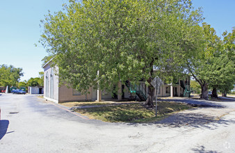 Building Photo - Jade Forest Apartments